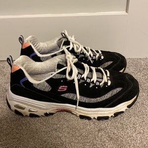Women’s Skechers D’Lites Lace-Up Sneaker, Size 11 Black/Purple (149060)